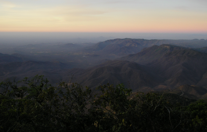 Justiça suspende atuação do município de Guaramiranga/CE para emissão de licenciamento ambiental.
