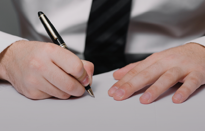 Exequibilidade em pauta: TCU valida uso de critérios auxiliares em licitações.