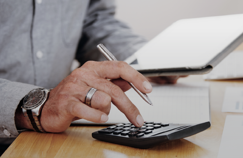 STF deve concluir em 25/02 julgamento sobre ISS na base do PIS/COFINS.