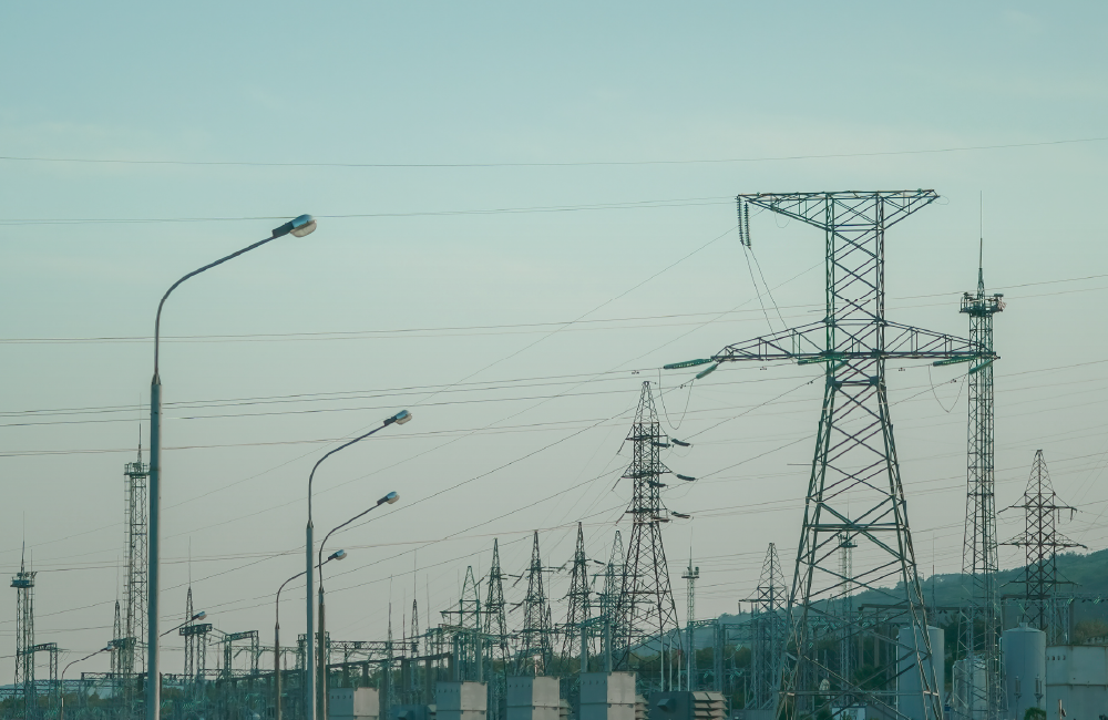 Procuradoria da ANEEL coloca em pauta o futuro do curtailment no MMGD.